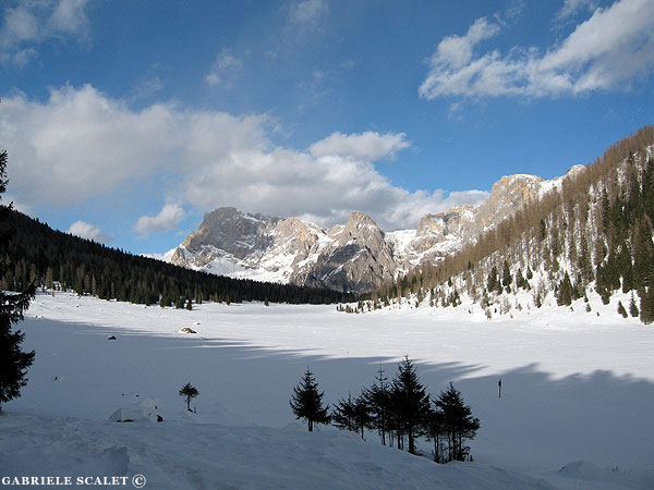 lago Calaita innevato