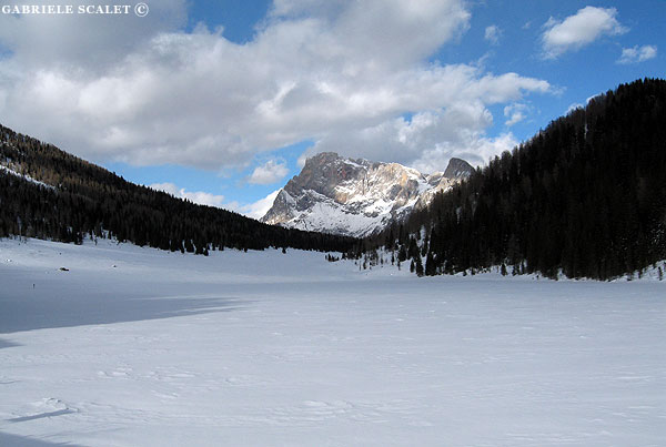 Lago Calaita d'inverno